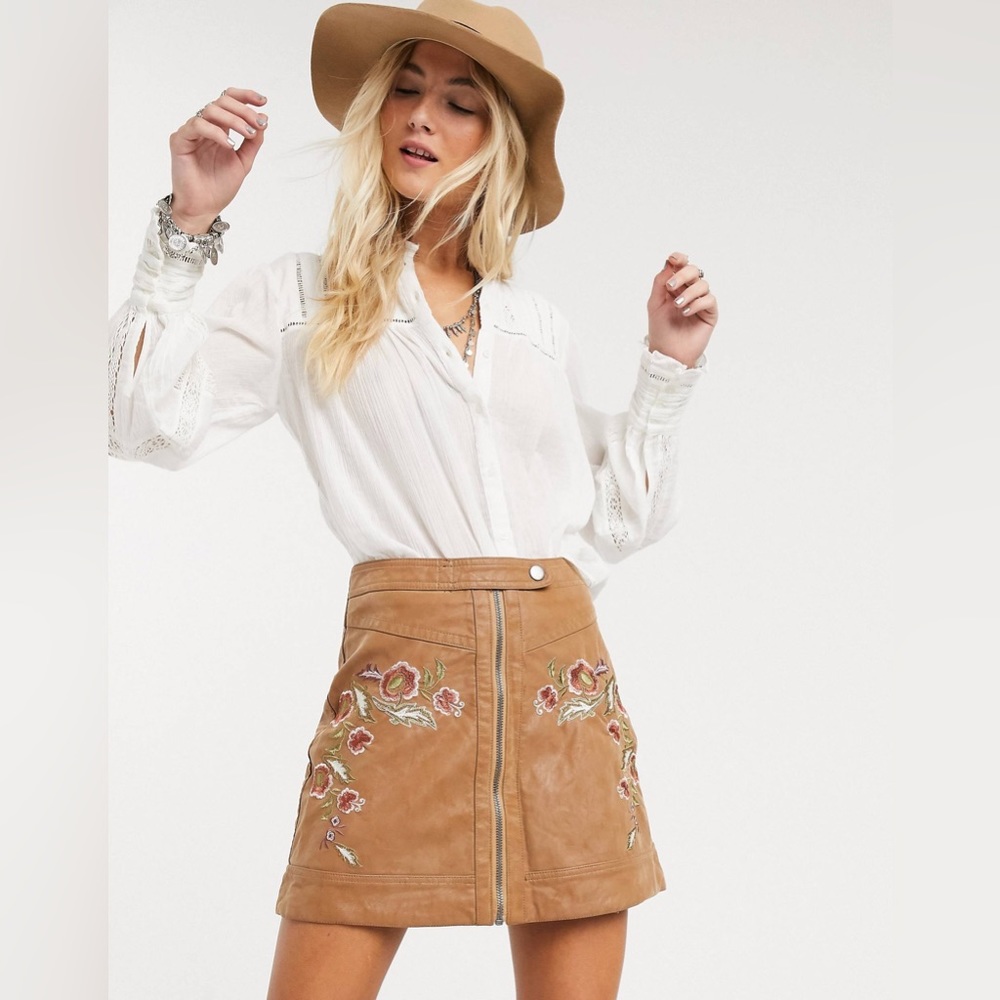 Free People Alanis Faux Leather Moto Mini Skirt Tan Embroidered Size 12 Fits 10